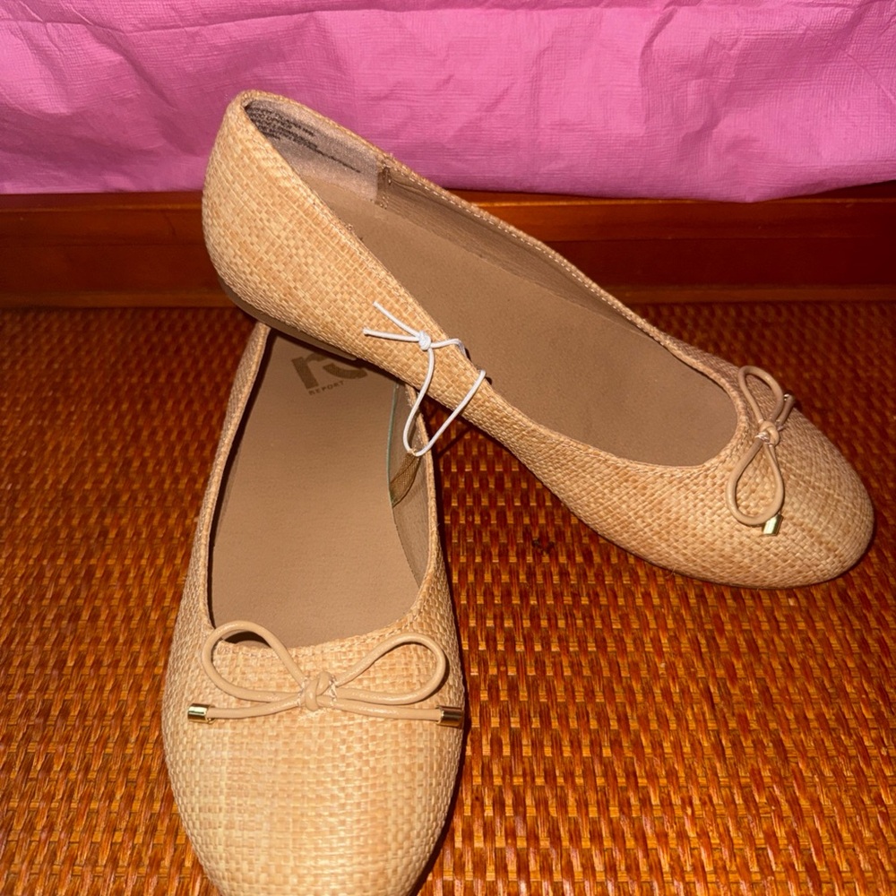 Report Flats in Khaki 8W-Women’s